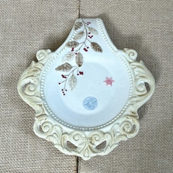 Seagull Studios Deck The Halls Holly Spoon Rest Holiday Christmas Winter Cottage - Picture 1 of 4